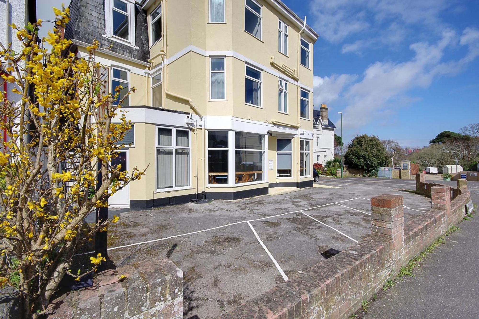 Azure Beach Hotel Bournemouth Exterior photo